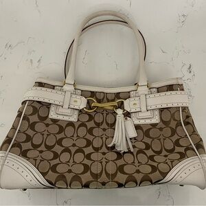 COACH Hamptons Signature Khaki C White Perforated Medium Carryall Tote Satchel